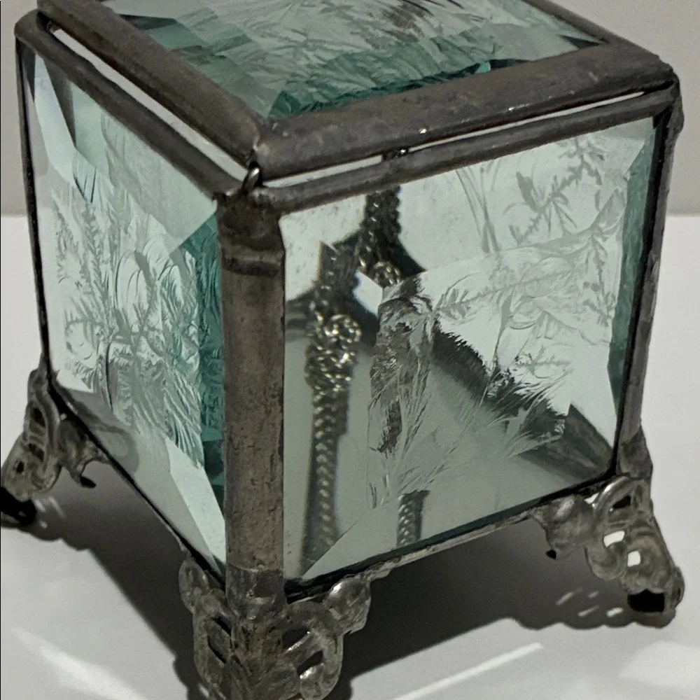 Vintage French Victorian Jewelry Casket Box With Beveled Etched Glass Ormolu 3”